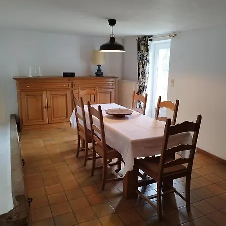 A L Ombre Des Tilleuls Dom wakacyjny Onhaye