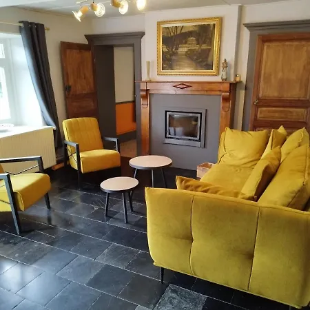 A L Ombre Des Tilleuls Dom wakacyjny Onhaye