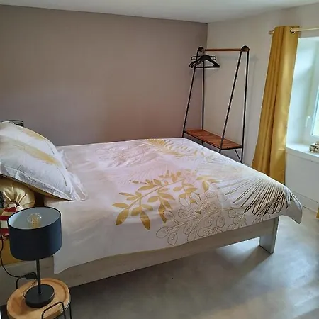 Dom wakacyjny A L Ombre Des Tilleuls Onhaye